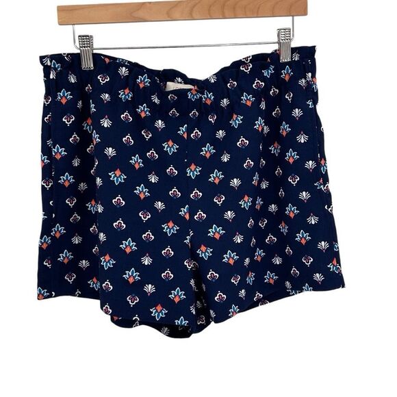 LOFT navy pull on shorts size medium - Picture 1 of 6